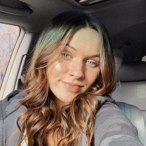 Meet your Posher, Ciara